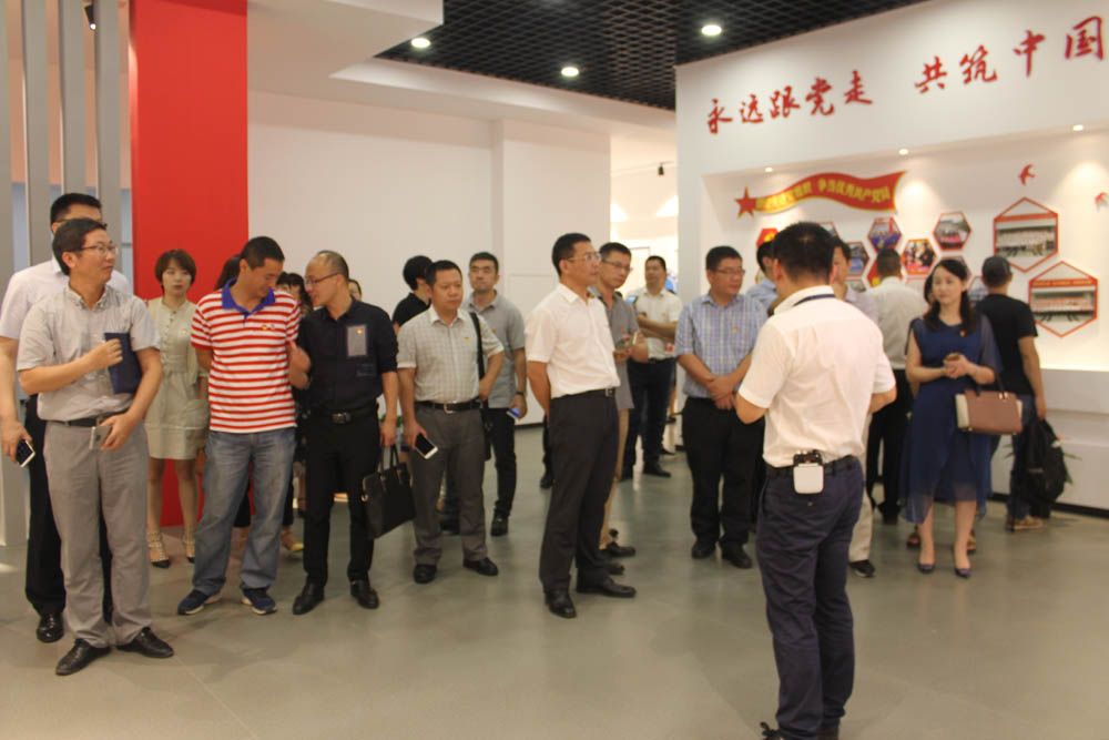 温职院领导一行参观爱游戏体育党建文化