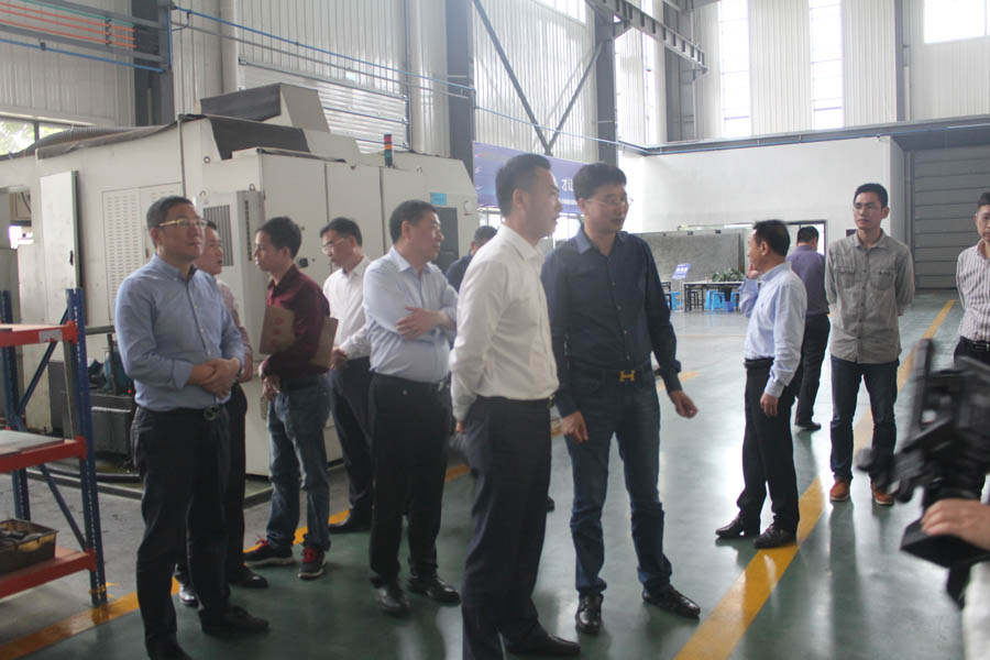 瑞安市市长麻胜聪调研爱游戏体育