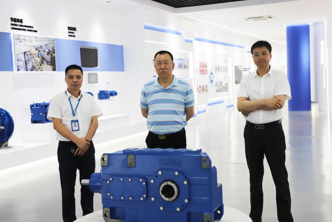 领导关怀丨全国工商联科技装备业商会秘书长乔晓林调研爱游戏体育科技